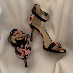 Vince Camuto heels
